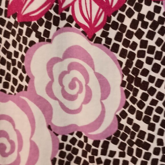 Ann Taylor Large Sleeveless Blouse - Picture 5 of 5